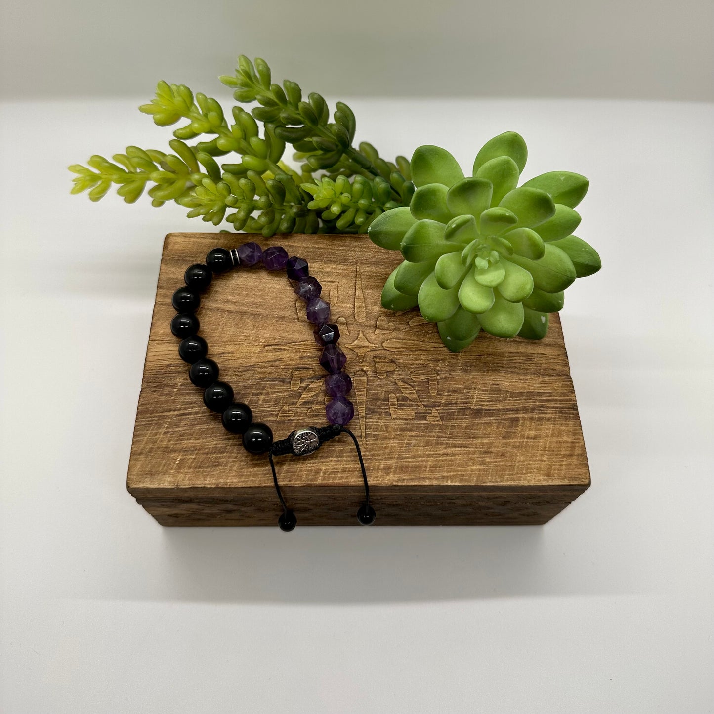 Adjustable Faceted Beaded Bracelet